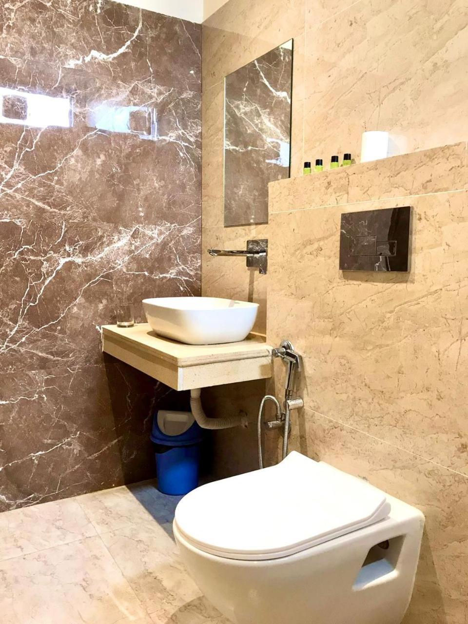 Hampton Hotel - 200 Mt From Golden Temple Amritsar Extérieur photo